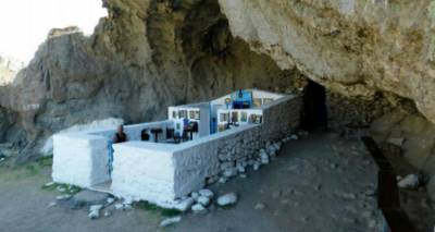 &Eta; &epsilon;&nu;&tau;&upsilon;&pi;&omega;&sigma;&iota;&alpha;&kappa;ή &epsilon;&kappa;&kappa;&lambda;&eta;&sigma;ί&alpha; &sigma;&tau;&eta; &Lambda;ή&mu;&nu;&omicron; &chi;&omega;&rho;ί&sigmaf; &sigma;&kappa;&epsilon;&pi;ή (photo)