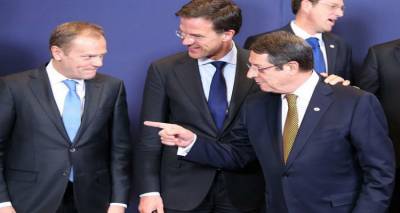 &Sigma;&tau;&eta;&nu; &Kappa;ύ&pi;&rho;&omicron; &omicron; &pi;&rho;ό&epsilon;&delta;&rho;&omicron;&sigmaf; &tau;&omicron;&upsilon; &Epsilon;&upsilon;&rho;&omega;&pi;&alpha;ϊ&kappa;&omicron;ύ &Sigma;&upsilon;&mu;&beta;&omicron;&upsilon;&lambda;ί&omicron;&upsilon;