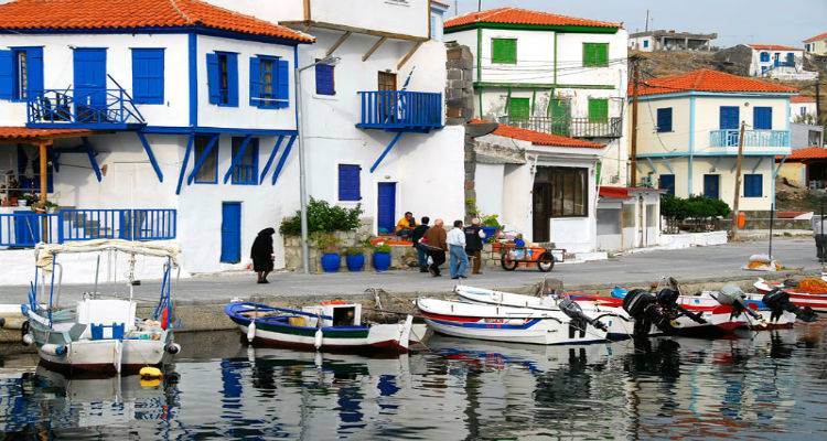 S. O. S &epsilon;&kappa;&pi;έ&mu;&pi;&epsilon;&iota; &omicron; Ά&gamma;&iota;&omicron;&sigmaf; &Epsilon;&upsilon;&sigma;&tau;&rho;ά&tau;&iota;&omicron;&sigmaf; | &Epsilon;&pi;&iota;&sigma;&tau;&omicron;&lambda;ή &tau;&eta;&sigmaf; &Delta;&eta;&mu;ά&rho;&chi;&omicron;&upsilon;