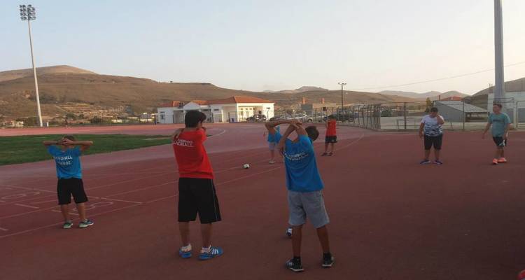 Ξεκίνησε η προετοιμασία των τμημάτων χάντμπολ της ΑΕΛ | Αντιδράσεις για το «Νίκος Σαμαράς»