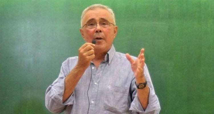 &Upsilon;&pi;&omicron;&beta;ά&lambda;&lambda;&epsilon;&iota; &pi;&alpha;&rho;&alpha;ί&tau;&eta;&sigma;&eta; &omicron; &Kappa;ώ&sigma;&tau;&alpha;&sigmaf; &Zeta;&omicron;&upsilon;&rho;ά&rho;&iota;&sigmaf; &mu;&epsilon;&tau;ά &tau;&iota;&sigmaf; &alpha;&nu;&tau;&iota;&delta;&rho;ά&sigma;&epsilon;&iota;&sigmaf;