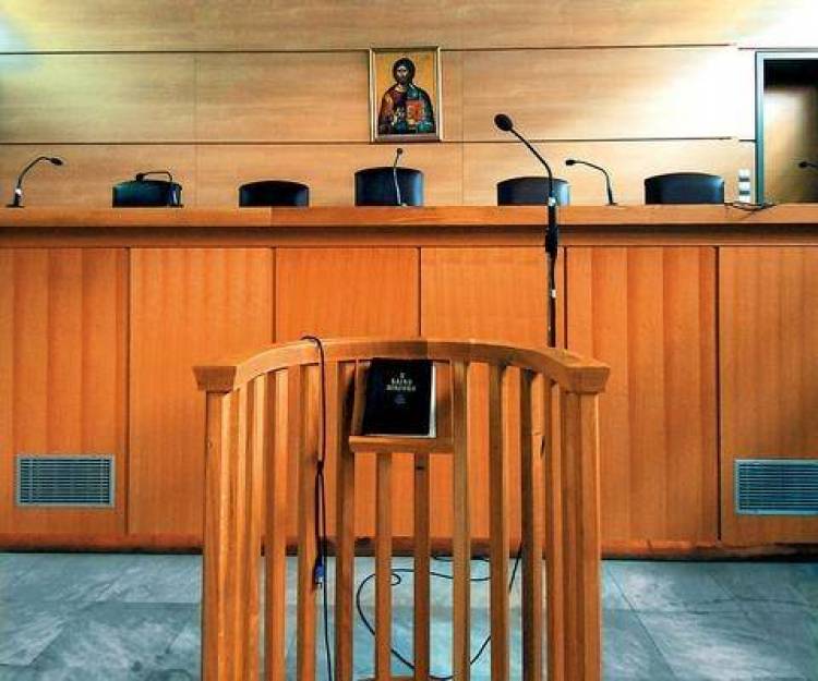 &Tau;&rho;&iota;ή&mu;&epsilon;&rho;&eta; &pi;&alpha;&nu;&epsilon;&lambda;&lambda;&alpha;&delta;&iota;&kappa;ή &alpha;&pi;&omicron;&chi;ή &tau;&omega;&nu; &delta;&iota;&kappa;&eta;&gamma;ό&rho;&omega;&nu; &alpha;&pi;ό &tau;&alpha; &delta;&iota;&kappa;&alpha;&sigma;&tau;ή&rho;&iota;&alpha;