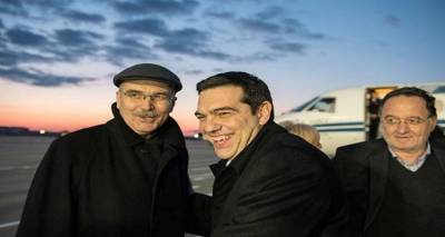 &Sigma;&upsilon;&nu;ά&nu;&tau;&eta;&sigma;&eta; &Tau;&sigma;ί&pi;&rho;&alpha;- &Pi;&omicron;ύ&tau;&iota;&nu; &sigma;&tau;&eta; &Mu;ό&sigma;&chi;&alpha;