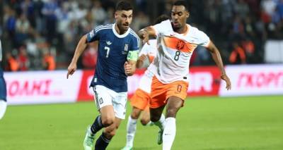 &Epsilon;&lambda;&lambda;ά&delta;&alpha;-&Omicron;&lambda;&lambda;&alpha;&nu;&delta;ί&alpha; 2-2: &laquo;&Psi;&upsilon;&chi;&rho;&omicron;&lambda;&omicron;&upsilon;&sigma;ί&alpha;&raquo; &sigma;&tau;&omicron; 90' &gamma;&iota;&alpha; &tau;&eta;&nu; &Epsilon;&theta;&nu;&iota;&kappa;ή, &alpha;&lambda;&lambda;ά &pi;&alpha;&rho;&alpha;&mu;έ&nu;&epsilon;&iota; &mu;ό&nu;&eta; &pi;&rho;ώ&tau;&eta;