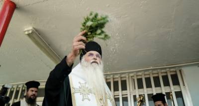 &Alpha;&gamma;&iota;&alpha;&sigma;&mu;ό &sigma;&tau;&alpha; &sigma;&chi;&omicron;&lambda;&epsilon;ί&alpha; &sigma;&tau;&iota;&sigmaf; 15 &Sigma;&epsilon;&pi;&tau;&epsilon;&mu;&beta;&rho;ί&omicron;&upsilon; &zeta;&eta;&tau;ά &eta; &Epsilon;&kappa;&kappa;&lambda;&eta;&sigma;ί&alpha; | &Gamma;&iota;&alpha;&tau;ί &sigma;&tau;&iota;&sigmaf; 14 &epsilon;ί&nu;&alpha;&iota; &tau;&omicron;&upsilon; &Sigma;&tau;&alpha;&upsilon;&rho;&omicron;ύ