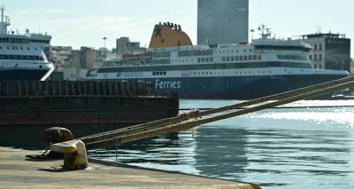 &Eta; &laquo;&epsilon;&pi;ό&mu;&epsilon;&nu;&eta; &mu;έ&rho;&alpha;&raquo; &tau;&eta;&sigmaf; &alpha;&kappa;&tau;&omicron;&pi;&lambda;&omicron;ΐ&alpha;&sigmaf; | &Nu;έ&alpha; &kappa;&alpha;ύ&sigma;&iota;&mu;&alpha;, &nu;έ&omicron;&iota; &kappa;&alpha;&nu;ό&nu;&epsilon;&sigmaf;