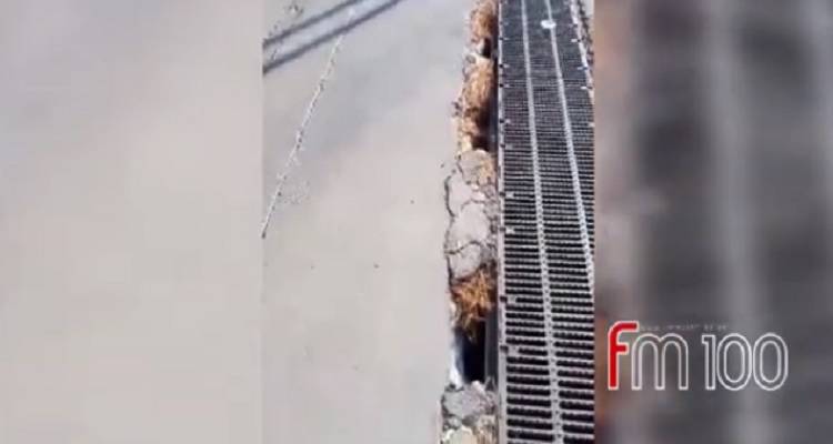 &Mu;ύ&rho;&iota;&nu;&alpha;: &Tau;&rho;ύ&pi;&epsilon;&sigmaf; &pi;&omicron;&upsilon; &chi;&omega;&rho;ά&epsilon;&iota; &pi;ό&delta;&iota; &sigma;&tau;&eta; &Lambda;&epsilon;&omega;&phi;ό&rho;&omicron; &Delta;&eta;&mu;&omicron;&kappa;&rho;&alpha;&tau;ί&alpha;&sigmaf; (video)
