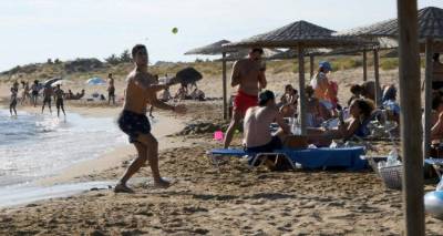 &Beta;&rho;&epsilon;&tau;&alpha;&nu;ί&alpha;: &Alpha;ύ&xi;&eta;&sigma;&eta; &tau;&omega;&nu; &kappa;&rho;&alpha;&tau;ή&sigma;&epsilon;&omega;&nu; &gamma;&iota;&alpha; &delta;&iota;&alpha;&kappa;&omicron;&pi;έ&sigmaf; &mu;&epsilon;&tau;ά &tau;&eta;&nu; &alpha;&nu;&alpha;&theta;&epsilon;ώ&rho;&eta;&sigma;&eta; &tau;&omega;&nu; &tau;&alpha;&xi;&iota;&delta;&iota;&omega;&tau;&iota;&kappa;ώ&nu; &kappa;&alpha;&nu;ό&nu;&omega;&nu;