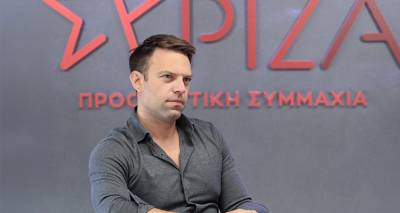&Sigma;&Upsilon;&Rho;&Iota;&Zeta;&Alpha;: &Alpha;&lambda;&lambda;ά&zeta;&epsilon;&iota; ό&nu;&omicron;&mu;&alpha; &sigma;&tau;&omicron; &kappa;ό&mu;&mu;&alpha; &omicron; &Kappa;&alpha;&sigma;&sigma;&epsilon;&lambda;ά&kappa;&eta;&sigmaf; - &Sigma;&alpha;&rho;&omega;&tau;&iota;&kappa;έ&sigmaf; &alpha;&lambda;&lambda;&alpha;&gamma;έ&sigmaf; &epsilon;&nu;ό&psi;&epsilon;&iota; &Sigma;&upsilon;&nu;&epsilon;&delta;&rho;ί&omicron;&upsilon;