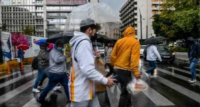 &Sigma;&tau;&alpha; 32.694 &tau;&alpha; &nu;έ&alpha; &kappa;&rho;&omicron;ύ&sigma;&mu;&alpha;&tau;&alpha;, 640 &omicron;&iota; &delta;&iota;&alpha;&sigma;&omega;&lambda;&eta;&nu;&omega;&mu;έ&nu;&omicron;&iota;, 80 &theta;ά&nu;&alpha;&tau;&omicron;&iota;