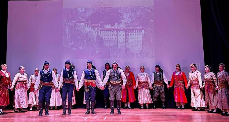 Με νέο υπεύθυνο, συνεχίζει το ταξίδι του το Τμήμα Ποντιακών Χορών του Χ.Ο.Λ «Ο Ήφαιστος»!