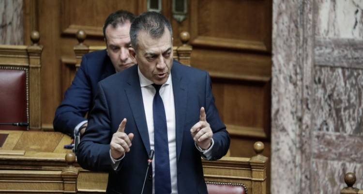 Κορωνοϊός -Βρούτσης: Απαγορεύεται η απόλυση εργαζομένων σε επιχείρηση που ανεστάλη η λειτουργία