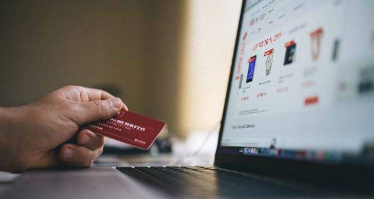 &Epsilon;&mu;&pi;&lambda;&omicron;&kappa;ή &sigma;&tau;&omicron; &laquo;&chi;&tau;ί&sigma;&iota;&mu;&omicron;&raquo; &tau;&omicron;&upsilon; &alpha;&phi;&omicron;&rho;&omicron;&lambda;ό&gamma;&eta;&tau;&omicron;&upsilon; &omicron;&rho;ί&omicron;&upsilon; &mu;&epsilon; e-banking | &Tau;&iota; &iota;&sigma;&chi;ύ&epsilon;&iota;