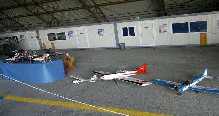 Έ&kappa;&theta;&epsilon;&sigma;&eta; &Mu;&omicron;&nu;&tau;&epsilon;&lambda;&iota;&sigma;&mu;&omicron;ύ &sigma;&tau;&eta;&nu; 130&Sigma;&Mu; &sigma;&tau;&eta; &Lambda;ή&mu;&nu;&omicron; (photos)