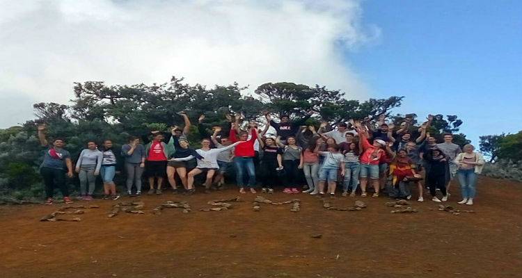 &Mu;&epsilon;&tau;ά &tau;&omicron; &nu;&eta;&sigma;ί &Rho;&epsilon;&omicron;&upsilon;&nu;&iota;ό&nu; &rho;&alpha;&nu;&tau;&epsilon;&beta;&omicron;ύ &sigma;&tau;&eta; &Lambda;ή&mu;&nu;&omicron; &gamma;&iota;&alpha; &tau;&omicron;&upsilon;&sigmaf; &sigma;&upsilon;&mu;&mu;&epsilon;&tau;έ&chi;&omicron;&nu;&tau;&epsilon;&sigmaf; &sigma;&tau;&omicron; ERASMUS+ (photos)