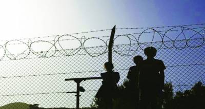 &Lambda;έ&sigma;&beta;&omicron;&sigmaf;: &Phi;&omicron;&rho;&tau;&eta;&gamma;ό &sigma;&kappa;ό&tau;&omega;&sigma;&epsilon; 5&chi;&rho;&omicron;&nu;&omicron; &pi;&rho;&omicron;&sigma;&phi;&upsilon;&gamma;ό&pi;&omicron;&upsilon;&lambda;&omicron;