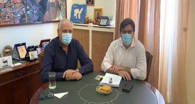 &Sigma;&upsilon;&nu;ά&nu;&tau;&eta;&sigma;&eta; &epsilon;&rho;&gamma;&alpha;&sigma;ί&alpha;&sigmaf; &gamma;&iota;&alpha; &Mu;&alpha;&rho;&iota;&nu;ά&kappa;&eta; &ndash; &Sigma;&pi;&upsilon;&rho;ί&delta;&omega;&nu;