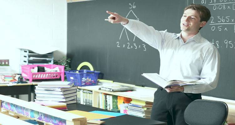 &Tau;έ&lambda;&eta; &Iota;&omicron;&upsilon;&lambda;ί&omicron;&upsilon; &omicron;&iota; &nu;έ&omicron;&iota; &delta;&iota;&epsilon;&upsilon;&theta;&upsilon;&nu;&tau;έ&sigmaf; &sigma;&tau;&alpha; &sigma;&chi;&omicron;&lambda;&epsilon;ί&alpha; | &Alpha;&nu;&tau;&iota;&delta;&rho;ά&sigma;&epsilon;&iota;&sigmaf; &gamma;&iota;&alpha; &tau;&omicron;&nu; &tau;&rho;ό&pi;&omicron; &alpha;&xi;&iota;&omicron;&lambda;ό&gamma;&eta;&sigma;&eta;&sigmaf; &kappa;&alpha;&iota; &phi;&omega;&nu;έ&sigmaf; &gamma;&iota;&alpha; &mu;&epsilon;&theta;&omicron;&delta;&epsilon;ύ&sigma;&epsilon;&iota;&sigmaf; &mu;&epsilon; &sigma;&kappa;&omicron;&pi;ό &tau;&eta;&nu; &epsilon;&pi;&iota;&lambda;&omicron;&gamma;ή "&eta;&mu;&epsilon;&tau;έ&rho;&omega;&nu;"