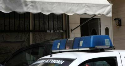 &Tau;&omicron; &kappa;ό&lambda;&pi;&omicron; &mu;&epsilon; &tau;&eta;&nu; &pi;&iota;&sigma;&tau;&omega;&tau;&iota;&kappa;ή &kappa;ά&rho;&tau;&alpha; | &Epsilon;&xi;&iota;&chi;&nu;&iota;ά&sigma;&tau;&eta;&kappa;&epsilon; &upsilon;&pi;ό&theta;&epsilon;&sigma;&eta; &eta;&lambda;&epsilon;&kappa;&tau;&rho;&omicron;&nu;&iota;&kappa;ή&sigmaf; &alpha;&pi;ά&tau;&eta;&sigmaf;