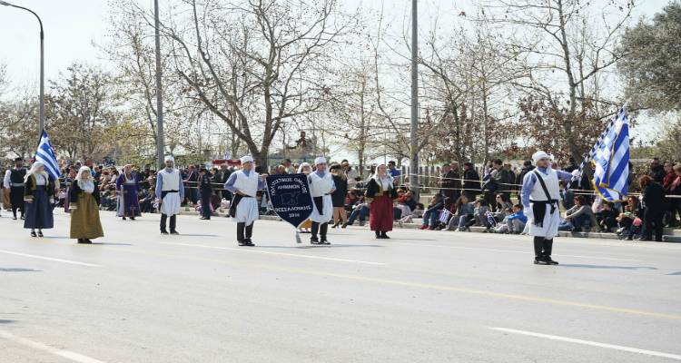 &Phi;&omega;&tau;&omicron;&rho;&epsilon;&pi;&omicron;&rho;&tau;ά&zeta; &alpha;&pi;ό &tau;&eta;&nu; &pi;&alpha;&rho;έ&lambda;&alpha;&sigma;&eta; &tau;&omicron;&upsilon; &Pi;&omicron;&lambda;&iota;&tau;&iota;&sigma;&tau;&iota;&kappa;&omicron;ύ &Omicron;&mu;ί&lambda;&omicron;&upsilon; &Lambda;&eta;&mu;&nu;&iota;ώ&nu; &Theta;&epsilon;&sigma;&sigma;&alpha;&lambda;&omicron;&nu;ί&kappa;&eta;&sigmaf; &gamma;&iota;&alpha; &tau;&eta;&nu; 25&eta; &Mu;&alpha;&rho;&tau;ί&omicron;&upsilon;
