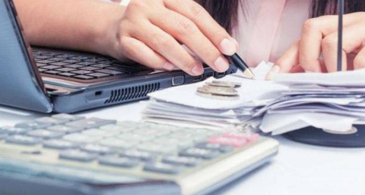 &Phi;&omicron;&rho;&omicron;&lambda;&omicron;&gamma;&iota;&kappa;έ&sigmaf; &delta;&eta;&lambda;ώ&sigma;&epsilon;&iota;&sigmaf;: &Sigma;&tau;&alpha; 990 &epsilon;&upsilon;&rho;ώ &omicron; &mu;έ&sigma;&omicron;&sigmaf; &phi;ό&rho;&omicron;&sigmaf; &gamma;&iota;&alpha; &kappa;ά&theta;&epsilon; &nu;&omicron;&iota;&kappa;&omicron;&kappa;&upsilon;&rho;&iota;ό