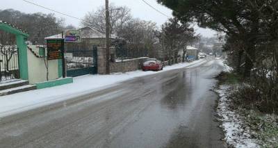 &Gamma;&iota;&alpha; 4&eta; &phi;&omicron;&rho;ά &chi;&iota;&omicron;&nu;ί&zeta;&epsilon;&iota; &sigma;&tau;&eta; &Lambda;έ&sigma;&beta;&omicron;