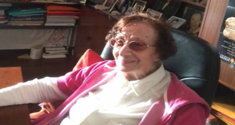 &Mu;&alpha;&rho;ί&alpha; &Lambda;&alpha;&mu;&pi;&alpha;&delta;&alpha;&rho;ί&delta;&omicron;&upsilon; - &Pi;ό&theta;&omicron;&upsilon;: &laquo;&Epsilon;&pi;&iota;&sigma;&tau;&rho;έ&phi;&omega;&raquo; &sigma;&tau;&omicron;&nu; &gamma;&epsilon;&nu;έ&theta;&lambda;&iota;&omicron; &tau;ό&pi;&omicron; &mu;&omicron;&upsilon; | &Epsilon;&upsilon;&chi;&alpha;&rho;&iota;&sigma;&tau;ώ &theta;&epsilon;&rho;&mu;ά &tau;&omicron;&nu; &Delta;ή&mu;&alpha;&rho;&chi;&omicron; &Lambda;ή&mu;&nu;&omicron;&upsilon;