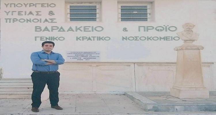 &Pi;&alpha;&rho;&alpha;&iota;&tau;ή&theta;&eta;&kappa;&epsilon; &alpha;&pi;ό &Delta;&iota;&omicron;&iota;&kappa;&eta;&tau;ή&sigmaf; &tau;&omicron;&upsilon; &Gamma;&epsilon;&nu;&iota;&kappa;&omicron;ύ &Nu;&omicron;&sigma;&omicron;&kappa;&omicron;&mu;&epsilon;ί&omicron;&upsilon; &Sigma;ύ&rho;&omicron;&upsilon; &omicron; &Lambda;&eta;&mu;&nu;&iota;ό&sigmaf; &Gamma;&iota;ά&nu;&nu;&eta;&sigmaf; &Pi;&epsilon;&tau;&rho;ά&kappa;&eta;&sigmaf;