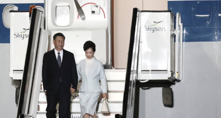 Ο Κινέζος πρόεδρος στην Αθήνα: Στεφάνι στον άγνωστο στρατιώτη, Προεδρικό, Μαξίμου, Πειραιάς και δεξίωση