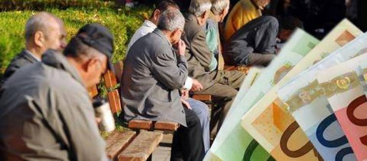 &Alpha;&pi;ί&sigma;&tau;&epsilon;&upsilon;&tau;&epsilon;&sigmaf; &pi;&epsilon;&rho;&iota;&pi;&tau;ώ&sigma;&epsilon;&iota;&sigmaf; &laquo;&mu;&alpha;ϊ&mu;&omicron;ύ&raquo; &sigma;&upsilon;&nu;&tau;ά&xi;&epsilon;&omega;&nu;