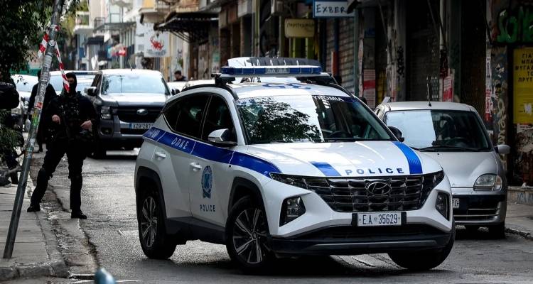 &Epsilon;&pi;&iota;&chi;&epsilon;ί&rho;&eta;&sigma;&eta; &tau;&eta;&sigmaf; &Epsilon;&Lambda;.&Alpha;&Sigma;. &gamma;&iota;&alpha; &epsilon;&kappa;&kappa;έ&nu;&omega;&sigma;&eta; &kappa;&alpha;&tau;ά&lambda;&eta;&psi;&eta;&sigmaf; &sigma;&epsilon; &kappa;&tau;ί&rho;&iota;&omicron; &sigma;&tau;&alpha; &Epsilon;&xi;ά&rho;&chi;&epsilon;&iota;&alpha; -&Beta;&rho;έ&theta;&eta;&kappa;&alpha;&nu; &pi;έ&tau;&rho;&epsilon;&sigmaf;, &kappa;&rho;ά&nu;&eta; &kappa;&alpha;&iota; &kappa;&alpha;&delta;&rho;ό&nu;&iota;&alpha;