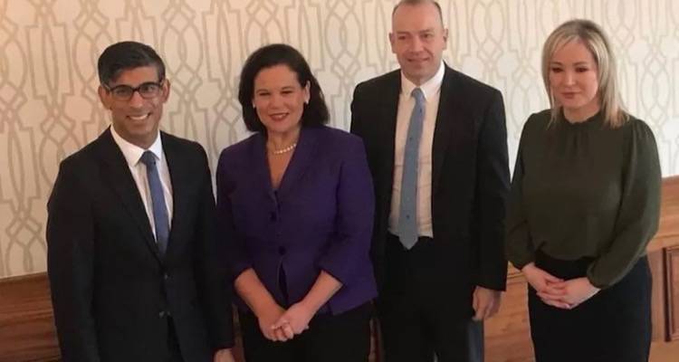 Brexit: Ο Βρετανός πρωθυπουργός συναντήθηκε με τα κόμματα στο Μπέλφαστ  και είχε συνομιλίες για το πρωτόκολλο της Βόρειας Ιρλανδίας    