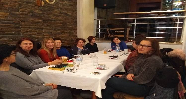 &Lambda;ή&mu;&nu;&omicron;&sigmaf;:To &Sigma;&omega;&mu;&alpha;&tau;&epsilon;ί&omicron; &Xi;&epsilon;&nu;&omicron;&delta;&omicron;&chi;&omicron;ϋ&pi;&alpha;&lambda;&lambda;ή&lambda;&omega;&nu; &kappa;&alpha;&lambda;&epsilon;ί &sigma;&tau;&omicron; &sigma;&upsilon;&lambda;&lambda;&alpha;&lambda;&eta;&tau;ή&rho;&iota;&omicron; &tau;&eta;&sigmaf; &Pi;&alpha;&rho;&alpha;&sigma;&kappa;&epsilon;&upsilon;ή&sigmaf;