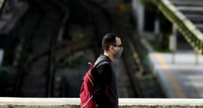 &Kappa;&omicron;&rho;&omega;&nu;&omicron;ϊό&sigmaf;: &Pi;&alpha;&rho;ά&tau;&alpha;&sigma;&eta; &sigma;&tau;&alpha; &mu;έ&tau;&rho;&alpha; &delta;&epsilon;ί&chi;&nu;&omicron;&upsilon;&nu; &omicron;&iota; &lambda;&omicron;&iota;&mu;&omega;&xi;&iota;&omicron;&lambda;ό&gamma;&omicron;&iota; | &Sigma;&epsilon; &epsilon;&pi;&iota;&phi;&upsilon;&lambda;&alpha;&kappa;ή &sigma;ή&mu;&epsilon;&rho;&alpha; &gamma;&iota;&alpha; &tau;&omicron;&upsilon; &Alpha;&gamma;ί&omicron;&upsilon; &Alpha;&nu;&delta;&rho;έ&alpha; &sigma;&tau;&eta;&nu; &Pi;ά&tau;&rho;&alpha;