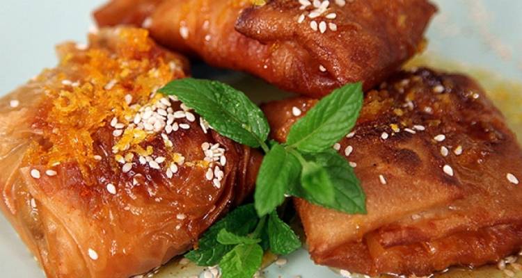 &Tau;&upsilon;&rho;&omicron;&pi;&iota;&tau;ά&kappa;&iota;&alpha; &mu;&epsilon; &kappa;&alpha;&lambda;&alpha;&theta;ά&kappa;&iota; &Lambda;ή&mu;&nu;&omicron;&upsilon;, &phi;ύ&lambda;&lambda;&omicron; &kappa;&alpha;&iota; &mu;έ&lambda;&iota;