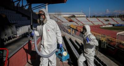 &Kappa;&omicron;&rho;&omega;&nu;&omicron;ϊό&sigmaf;: 73 &kappa;&rho;&omicron;ύ&sigma;&mu;&alpha;&tau;&alpha;, &alpha;&upsilon;&xi;ά&nu;&omicron;&nu;&tau;&alpha;&iota; &tau;&alpha; &mu;έ&tau;&rho;&alpha;: &Kappa;&lambda;&epsilon;ί&nu;&omicron;&upsilon;&nu; &sigma;&chi;&omicron;&lambda;&epsilon;ί&alpha; &kappa;&alpha;&tau;ά &pi;&epsilon;&rho;ί&sigma;&tau;&alpha;&sigma;&eta;, &Kappa;&Alpha;&Pi;&Eta;, &alpha;&delta;&epsilon;&iota;ά&zeta;&omicron;&upsilon;&nu; &tau;&alpha; &gamma;ή&pi;&epsilon;&delta;&alpha;