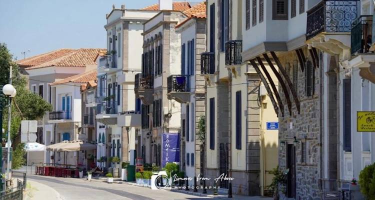 &laquo;&Mu;&epsilon;&lambda;&epsilon;&tau;ώ&nu;&tau;&alpha;&sigmaf; &tau;&eta;&nu; &iota;&sigma;&tau;&omicron;&rho;ί&alpha; &tau;&eta;&sigmaf; &Lambda;ή&mu;&nu;&omicron;&upsilon;&raquo; &gamma;&iota;&alpha; 5&eta; &chi;&rho;&omicron;&nu;&iota;ά &sigma;&tau;&omicron; &Gamma;&upsilon;&mu;&nu;ά&sigma;&iota;&omicron; &Mu;ύ&rho;&iota;&nu;&alpha;&sigmaf;