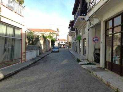 &Xi;&epsilon;&kappa;&iota;&nu;&omicron;ύ&nu; &epsilon;&rho;&gamma;&alpha;&sigma;ί&epsilon;&sigmaf; &sigma;&tau;&eta;&nu; &omicron;&delta;ό &Gamma;&alpha;&rho;&omicron;&phi;&alpha;&lambda;&lambda;ί&delta;&eta;