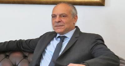 &Pi;&alpha;&rho;&alpha;&iota;&tau;ή&theta;&eta;&kappa;&epsilon; &omicron; &Sigma;ύ&mu;&beta;&omicron;&upsilon;&lambda;&omicron;&sigmaf; &Alpha;&sigma;&phi;&alpha;&lambda;&epsilon;ί&alpha;&sigmaf; &tau;&omicron;&upsilon; &Pi;&rho;&omega;&theta;&upsilon;&pi;&omicron;&upsilon;&rho;&gamma;&omicron;ύ, &Alpha;&lambda;έ&xi;&alpha;&nu;&delta;&rho;&omicron;&sigmaf; &Delta;&iota;&alpha;&kappa;ό&pi;&omicron;&upsilon;&lambda;&omicron;&sigmaf;