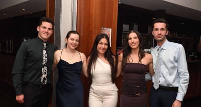 &Delta;&iota;&pi;&lambda;ή &gamma;&iota;&omicron;&rho;&tau;ή &kappa;&alpha;&iota; &gamma;&lambda;έ&nu;&tau;&iota; &tau;&rho;&iota;&kappa;&omicron;ύ&beta;&epsilon;&rho;&tau;&omicron; &alpha;&pi;ό &tau;&omicron;&upsilon;&sigmaf; &Lambda;&eta;&mu;&nu;&iota;&omicron;ύ&sigmaf; &tau;&eta;&sigmaf; &Beta;&iota;&kappa;&tau;ώ&rho;&iota;&alpha;&sigmaf;