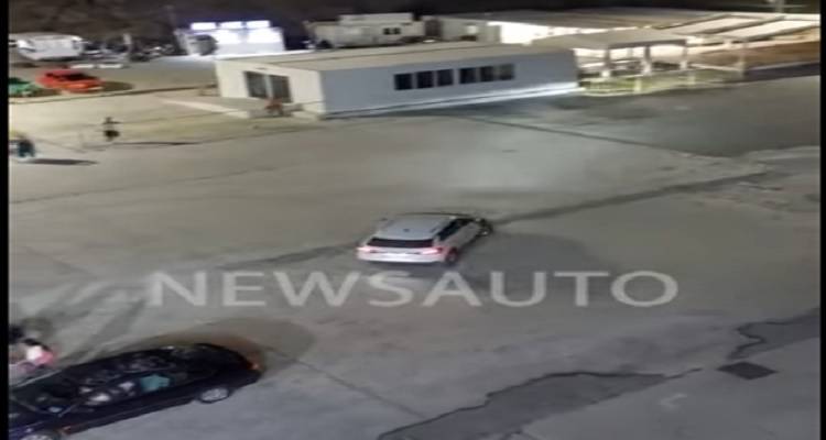 Λήμνος: Απίστευτο &quot;καψόνι&quot; σε οδηγό ηλεκτρικού ΙΧ για να μπει στο πλοίο (video)