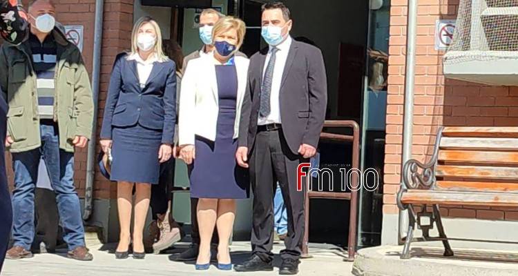 &laquo;&Sigma;&phi;ά&zeta;&epsilon;&iota; &mu;&epsilon; &tau;&omicron; &gamma;ά&nu;&tau;&iota;&raquo; &tau;&eta;&nu; &epsilon;&pi;ί&sigma;&kappa;&epsilon;&psi;&eta; &Gamma;&kappa;ά&gamma;&kappa;&alpha; &eta; &Nu;.&Epsilon; &Lambda;ή&mu;&nu;&omicron;&upsilon; &tau;&omicron;&upsilon; &Pi;&Alpha;&Sigma;&Omicron;&Kappa;
