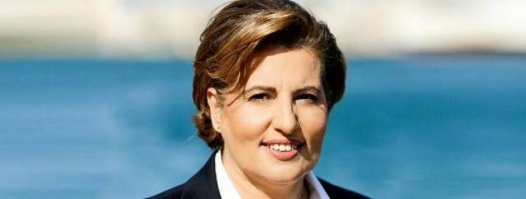 &Chi;.&Kappa;&alpha;&lambda;&omicron;&gamma;ή&rho;&omicron;&upsilon;: &laquo;&Epsilon;&nu;&omega;&mu;έ&nu;&omicron;&iota; &theta;&alpha; &kappa;ά&nu;&omicron;&upsilon;&mu;&epsilon; &kappa;ά&theta;&epsilon; &mu;έ&rho;&alpha; έ&nu;&alpha; &beta;ή&mu;&alpha; &mu;&pi;&rho;&omicron;&sigma;&tau;ά,&alpha;&nu;&tau;&iota;&mu;&epsilon;&tau;&omega;&pi;ί&zeta;&omicron;&nu;&tau;&alpha;&sigmaf; &tau;&alpha; &pi;&rho;&omicron;&beta;&lambda;ή&mu;&alpha;&tau;&alpha; &tau;&eta;&sigmaf; &Pi;&epsilon;&rho;&iota;&phi;έ&rho;&epsilon;&iota;&alpha;&sigmaf;&raquo;