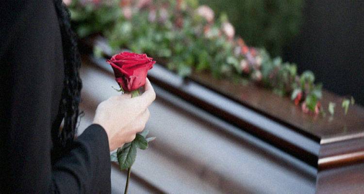 &Alpha;ύ&rho;&iota;&omicron; &tau;&omicron; &tau;&epsilon;&lambda;&epsilon;&upsilon;&tau;&alpha;ί&omicron; &alpha;&nu;&tau;ί&omicron; &sigma;&tau;&omicron;&nu; &Alpha;&nu;&tau;ώ&nu;&eta; &Kappa;&upsilon;&mu;&pi;&rho;ί&tau;&eta;