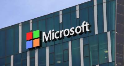 &Eta;&Pi;&Alpha;: &Eta; Microsoft &sigma;&chi;&epsilon;&delta;&iota;ά&zeta;&epsilon;&iota; &alpha;&pi;&omicron;&lambda;ύ&sigma;&epsilon;&iota;&sigmaf; &pi;&epsilon;&rho;ί&pi;&omicron;&upsilon; 9.000 &epsilon;&rho;&gamma;&alpha;&zeta;&omicron;&mu;έ&nu;&omega;&nu; | &Sigma;&epsilon; &pi;&omicron;&iota;&omicron;&nu; &tau;&omicron;&mu;έ&alpha;