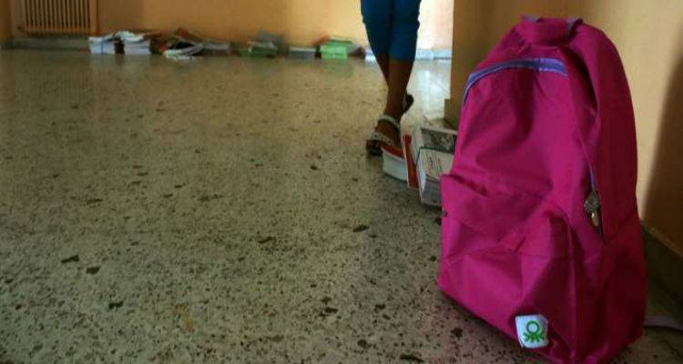 &Nu;έ&alpha; &sigma;&chi;&omicron;&lambda;&iota;&kappa;ή &chi;&rho;&omicron;&nu;&iota;ά: &Tau;&iota; &alpha;&lambda;&lambda;ά&zeta;&epsilon;&iota; &sigma;&epsilon; &Nu;&eta;&pi;&iota;&alpha;&gamma;&omega;&gamma;&epsilon;ί&alpha;, &Delta;&eta;&mu;&omicron;&tau;&iota;&kappa;ά, &Gamma;&upsilon;&mu;&nu;ά&sigma;&iota;&alpha;, &Epsilon;&Pi;&Alpha;&Lambda;