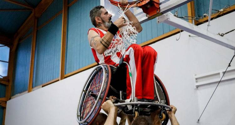 Ο Λημνιός Μιχάλης Χατζηδημητρίου στο ethnos.gr: «Έβαλα το διχτάκι στο προσκέφαλό μου»