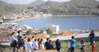 &Sigma;&upsilon;&nu;&alpha;&upsilon;&lambda;ί&epsilon;&sigmaf; &sigma;&epsilon; &Pi;&omicron;&rho;&tau;&iota;&alpha;&nu;&omicron;ύ &kappa;&alpha;&iota; &Mu;ύ&rho;&iota;&nu;&alpha; &alpha;&pi;ό &tau;&eta;&nu; &Omicron;&rho;&chi;ή&sigma;&tau;&rho;&alpha; &Nu;έ&omega;&nu; &Delta;ή&mu;&omicron;&upsilon; &Lambda;ή&mu;&nu;&omicron;&upsilon;