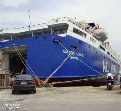 &Delta;ή&mu;&omicron;&sigmaf; &Lambda;ή&mu;&nu;&omicron;&upsilon;: &laquo;&Eta; &Lambda;ή&mu;&nu;&omicron;&sigmaf; &alpha;&pi;&alpha;&iota;&tau;&epsilon;ί: &Nu;&alpha; &tau;&epsilon;&lambda;&epsilon;&iota;ώ&nu;&omicron;&upsilon;&mu;&epsilon; &mu;&epsilon; &tau;&omicron;&nu; &epsilon;&mu;&pi;&alpha;&iota;&gamma;&mu;ό &tau;&eta;&sigmaf; &Nu;&Epsilon;&Lambda;&raquo;