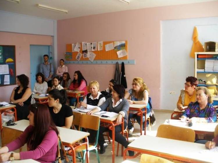 &Epsilon;&kappa;&pi;&alpha;&iota;&delta;&epsilon;&upsilon;&tau;&iota;&kappa;ά &pi;&rho;&omicron;&gamma;&rho;ά&mu;&mu;&alpha;&tau;&alpha; &Gamma;&epsilon;&nu;&iota;&kappa;ή&sigmaf; &Epsilon;&kappa;&pi;&alpha;ί&delta;&epsilon;&upsilon;&sigma;&eta;&sigmaf; &Epsilon;&nu;&eta;&lambda;ί&kappa;&omega;&nu; &sigma;&tau;&omicron; &Delta;ή&mu;&omicron; &Lambda;ή&mu;&nu;&omicron;&upsilon;